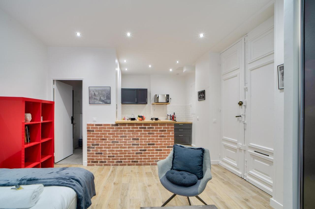 Beautiful Studio - Champs Elysees Paris Luaran gambar