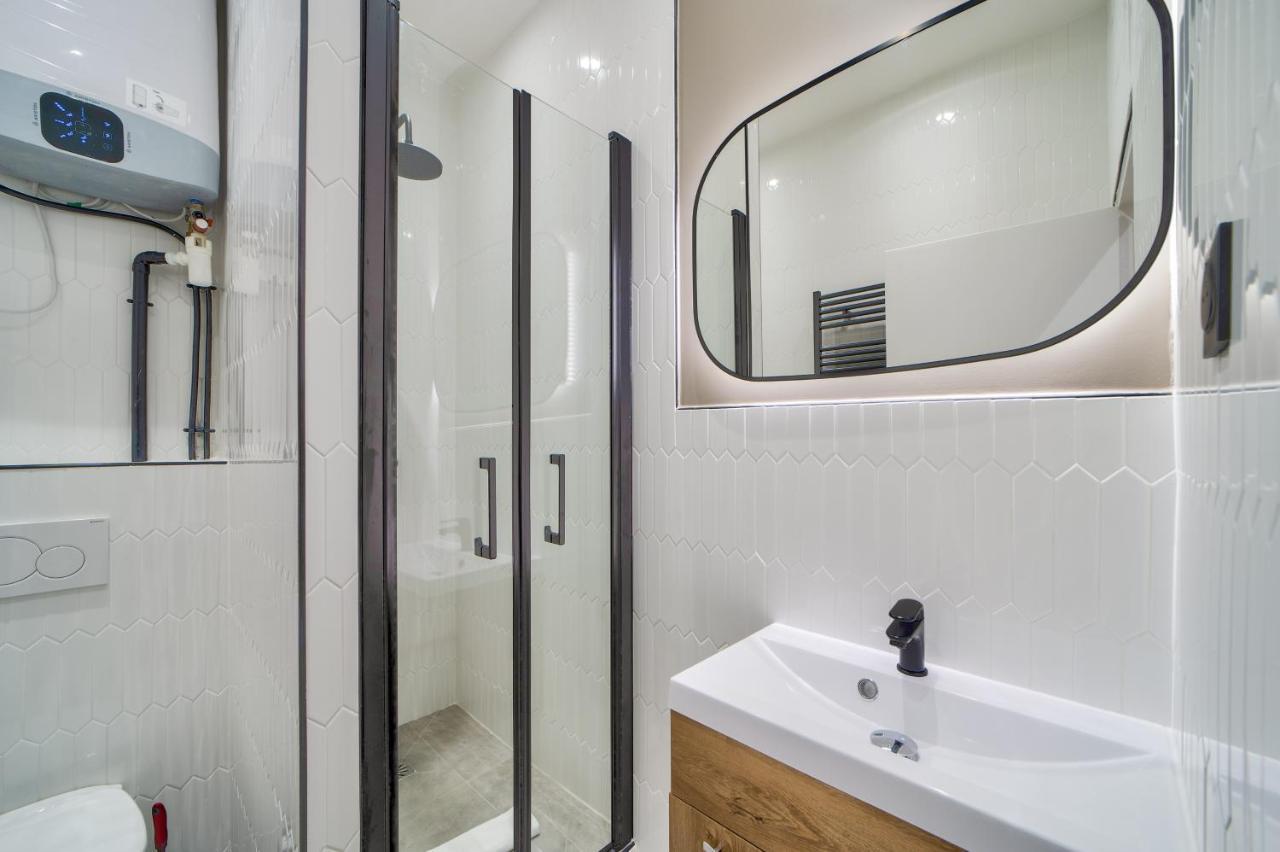 Beautiful Studio - Champs Elysees Paris Luaran gambar